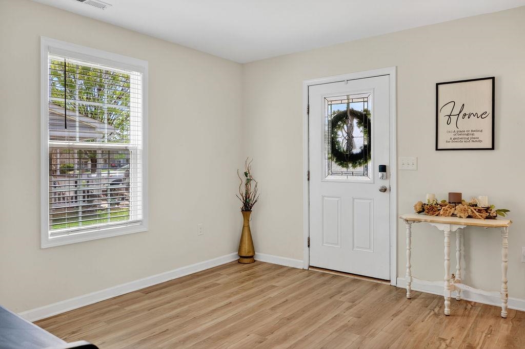 312 EVERSHIRE ST, WAYNESBORO, Virginia 22980, 5 Bedrooms Bedrooms, ,3 BathroomsBathrooms,Residential,312 EVERSHIRE ST,675704 MLS # 675704