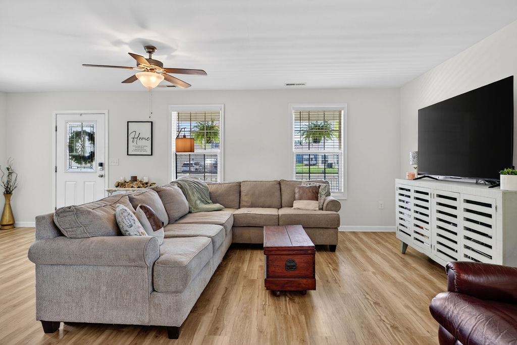 312 EVERSHIRE ST, WAYNESBORO, Virginia 22980, 5 Bedrooms Bedrooms, ,3 BathroomsBathrooms,Residential,312 EVERSHIRE ST,675704 MLS # 675704