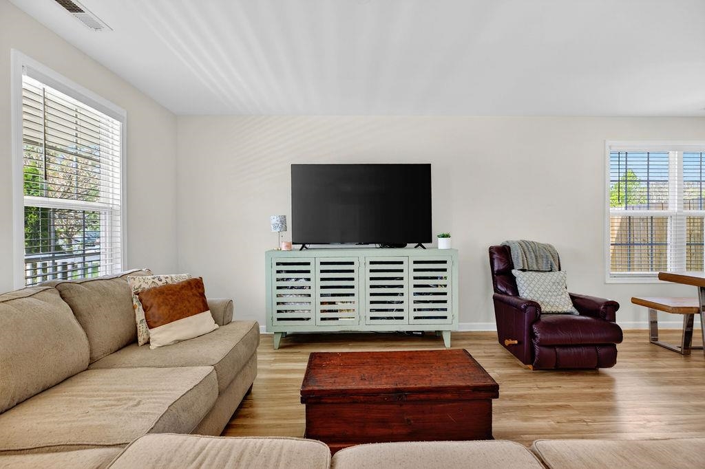 312 EVERSHIRE ST, WAYNESBORO, Virginia 22980, 5 Bedrooms Bedrooms, ,3 BathroomsBathrooms,Residential,312 EVERSHIRE ST,675704 MLS # 675704