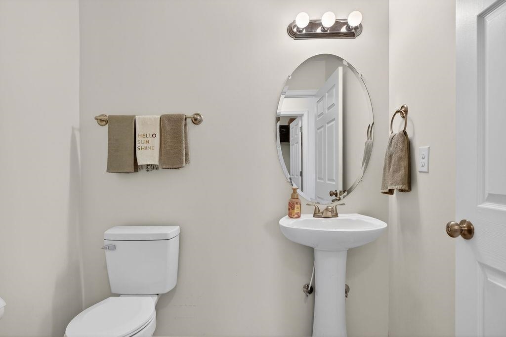 312 EVERSHIRE ST, WAYNESBORO, Virginia 22980, 5 Bedrooms Bedrooms, ,3 BathroomsBathrooms,Residential,312 EVERSHIRE ST,675704 MLS # 675704