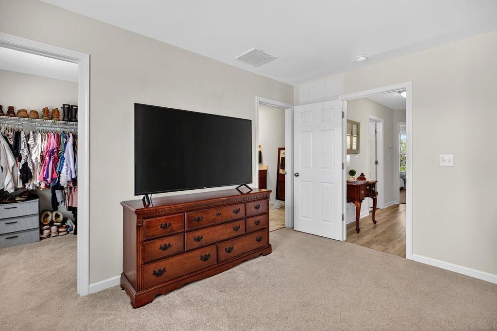 312 EVERSHIRE ST, WAYNESBORO, Virginia 22980, 5 Bedrooms Bedrooms, ,3 BathroomsBathrooms,Residential,312 EVERSHIRE ST,675704 MLS # 675704