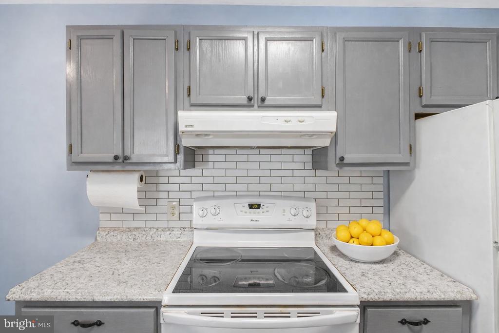 11205 KENSINGTON PL, FREDERICKSBURG, Virginia 22407, 2 Bedrooms Bedrooms, ,1 BathroomBathrooms,Residential,VILLAGESS OF SAL,11205 KENSINGTON PL,VASP2039372 MLS # VASP2039372