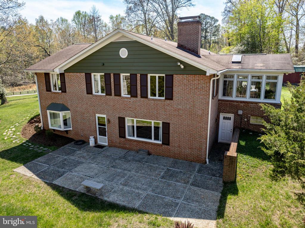 3505 SARAH DR, CHARLOTTESVILLE, Virginia 22911, 4 Bedrooms Bedrooms, ,3 BathroomsBathrooms,Residential,3505 SARAH DR,VAAB2001188 MLS # VAAB2001188