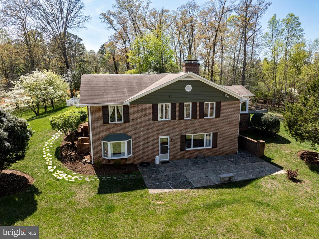 3505 SARAH DR, CHARLOTTESVILLE, Virginia 22911, 4 Bedrooms Bedrooms, ,3 BathroomsBathrooms,Residential,3505 SARAH DR,VAAB2001188 MLS # VAAB2001188