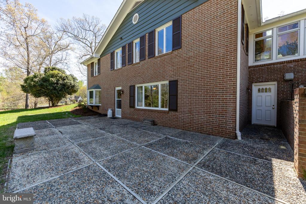 3505 SARAH DR, CHARLOTTESVILLE, Virginia 22911, 4 Bedrooms Bedrooms, ,3 BathroomsBathrooms,Residential,3505 SARAH DR,VAAB2001188 MLS # VAAB2001188