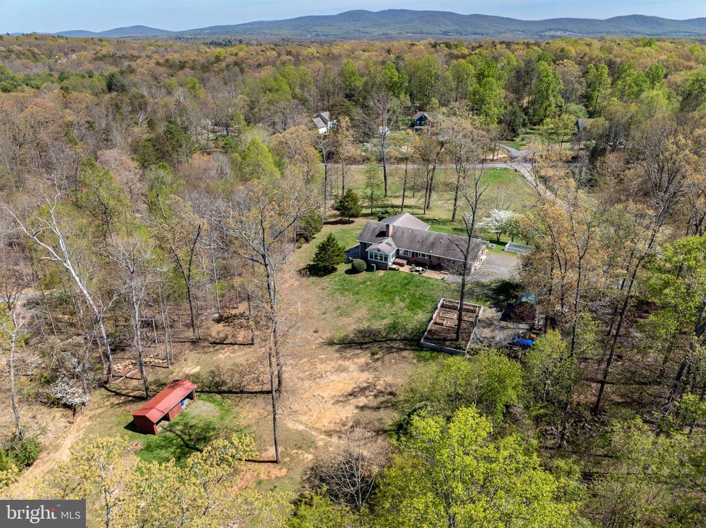 3505 SARAH DR, CHARLOTTESVILLE, Virginia 22911, 4 Bedrooms Bedrooms, ,3 BathroomsBathrooms,Residential,3505 SARAH DR,VAAB2001188 MLS # VAAB2001188