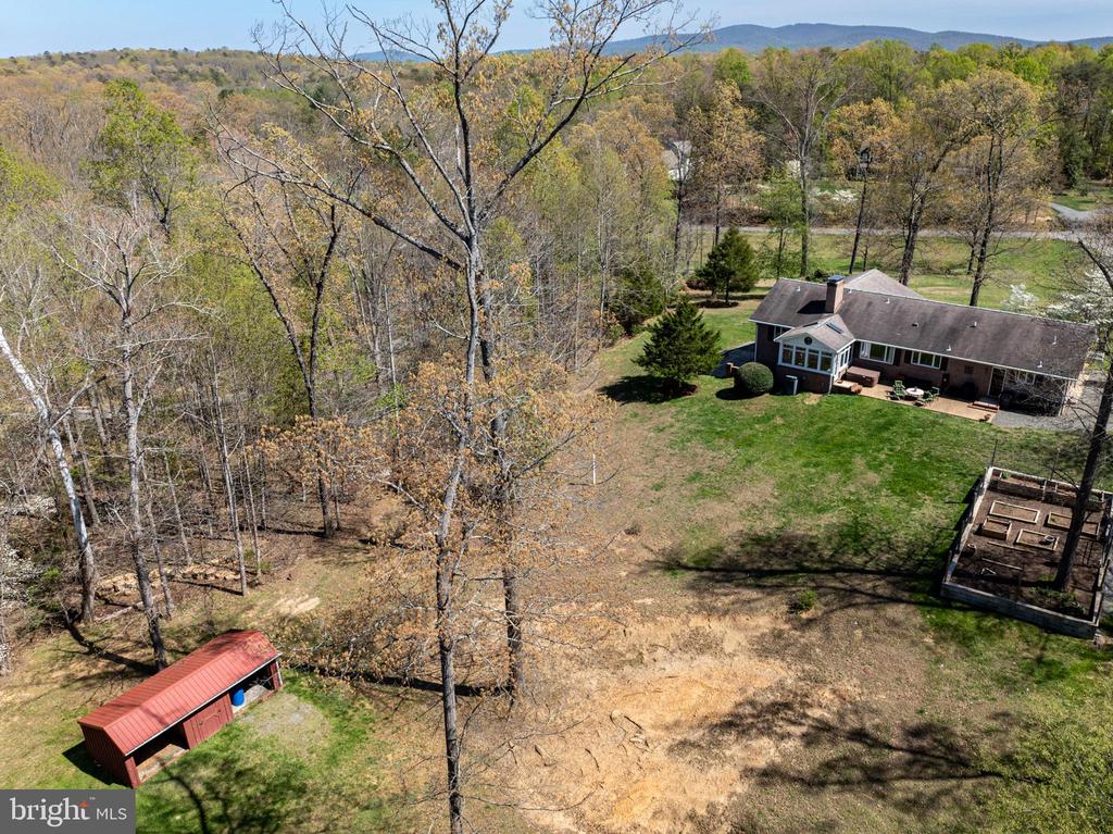 3505 SARAH DR, CHARLOTTESVILLE, Virginia 22911, 4 Bedrooms Bedrooms, ,3 BathroomsBathrooms,Residential,3505 SARAH DR,VAAB2001188 MLS # VAAB2001188