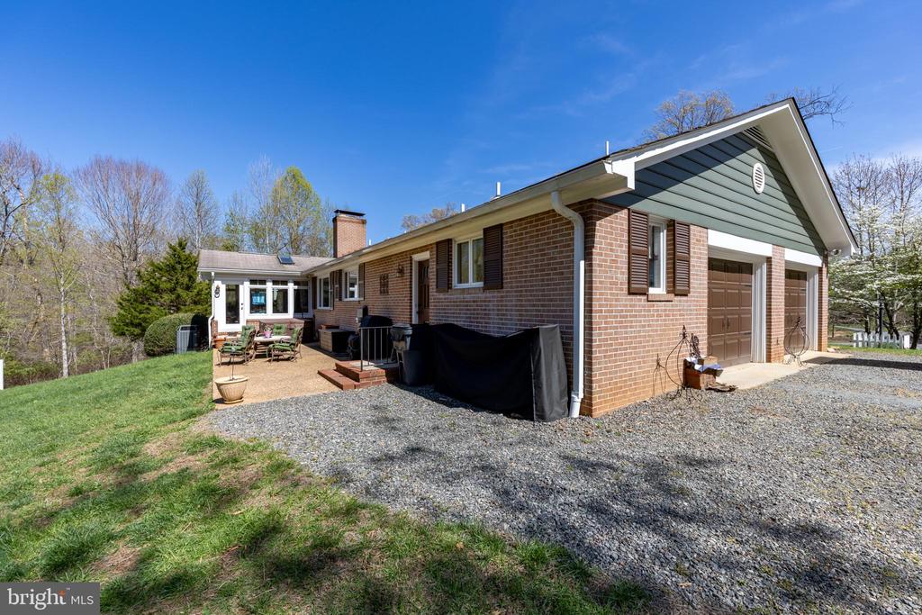 3505 SARAH DR, CHARLOTTESVILLE, Virginia 22911, 4 Bedrooms Bedrooms, ,3 BathroomsBathrooms,Residential,3505 SARAH DR,VAAB2001188 MLS # VAAB2001188