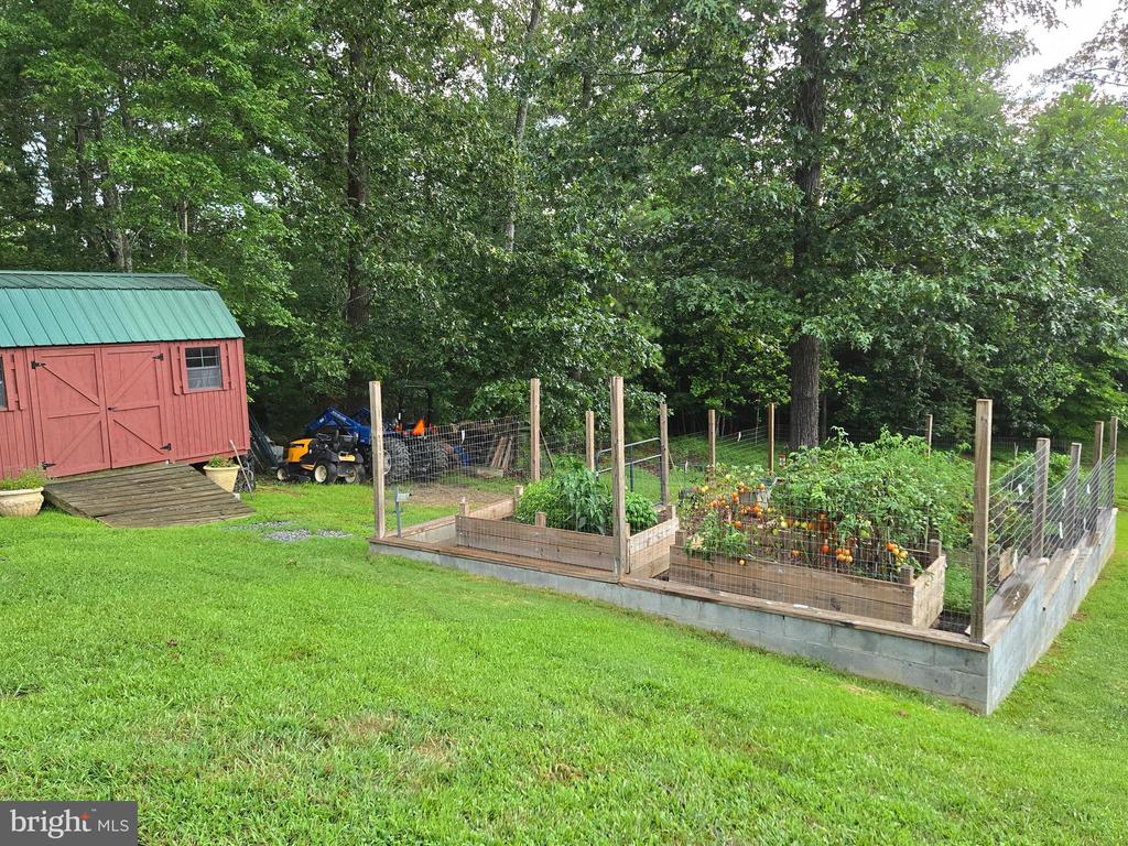 3505 SARAH DR, CHARLOTTESVILLE, Virginia 22911, 4 Bedrooms Bedrooms, ,3 BathroomsBathrooms,Residential,3505 SARAH DR,VAAB2001188 MLS # VAAB2001188