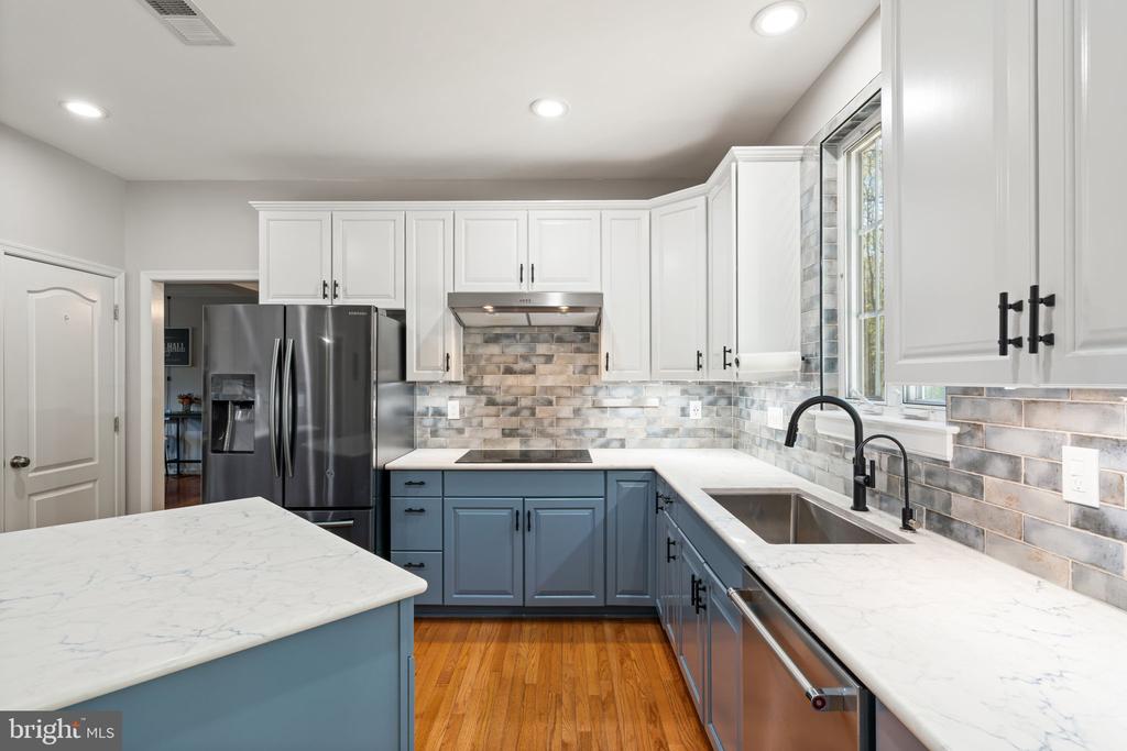 9611 WHITEHALL BLVD, SPOTSYLVANIA, Virginia 22553, 7 Bedrooms Bedrooms, ,6 BathroomsBathrooms,Residential,9611 WHITEHALL BLVD,VASP2040872 MLS # VASP2040872