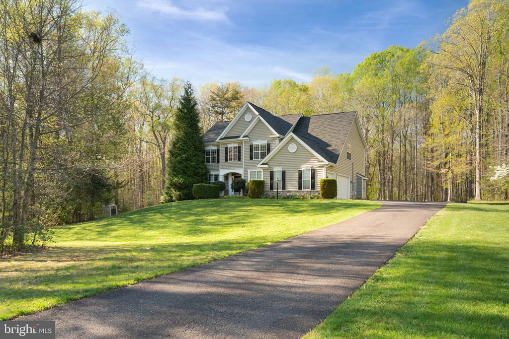 9611 WHITEHALL BLVD, SPOTSYLVANIA, Virginia 22553, 7 Bedrooms Bedrooms, ,6 BathroomsBathrooms,Residential,9611 WHITEHALL BLVD,VASP2040872 MLS # VASP2040872