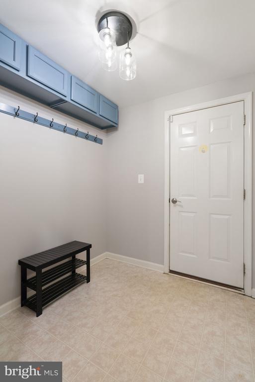 9611 WHITEHALL BLVD, SPOTSYLVANIA, Virginia 22553, 7 Bedrooms Bedrooms, ,6 BathroomsBathrooms,Residential,9611 WHITEHALL BLVD,VASP2040872 MLS # VASP2040872