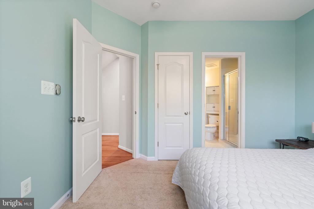 9611 WHITEHALL BLVD, SPOTSYLVANIA, Virginia 22553, 7 Bedrooms Bedrooms, ,6 BathroomsBathrooms,Residential,9611 WHITEHALL BLVD,VASP2040872 MLS # VASP2040872