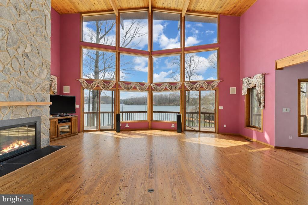 374 SORBIE LN, MINERAL, Virginia 23117, 6 Bedrooms Bedrooms, ,3 BathroomsBathrooms,Residential,374 SORBIE LN,VALA2009554 MLS # VALA2009554