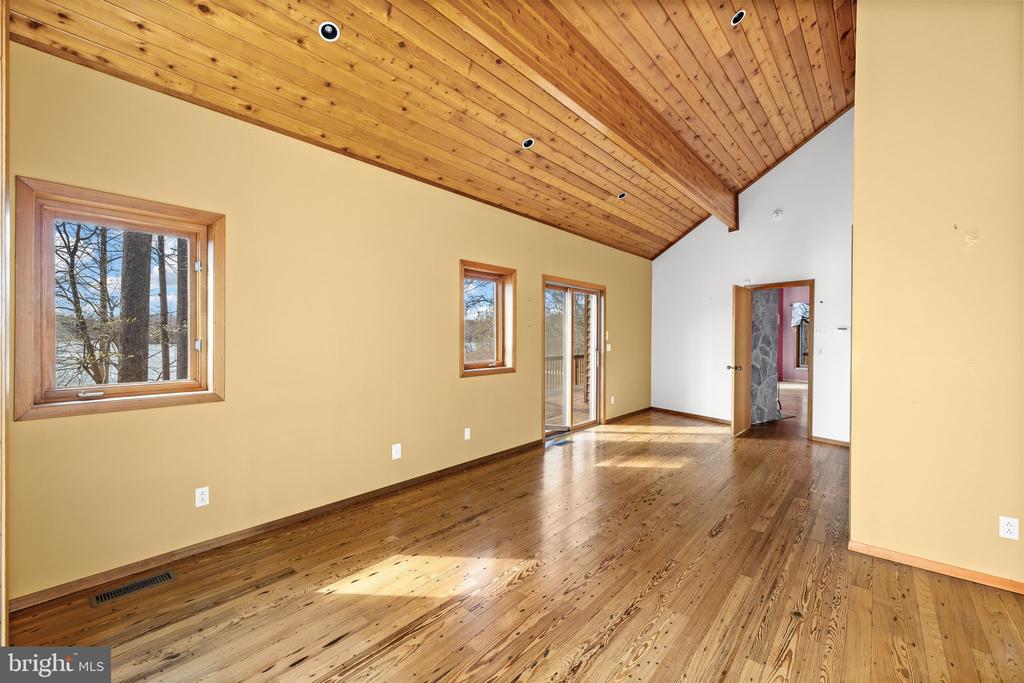 374 SORBIE LN, MINERAL, Virginia 23117, 6 Bedrooms Bedrooms, ,3 BathroomsBathrooms,Residential,374 SORBIE LN,VALA2009554 MLS # VALA2009554