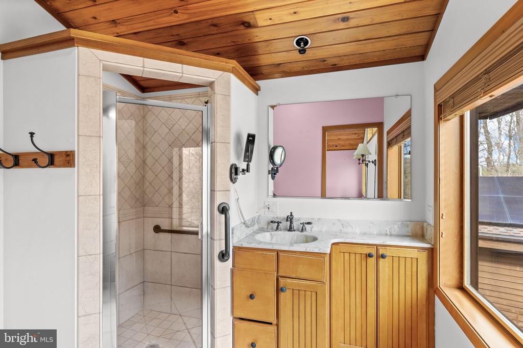 374 SORBIE LN, MINERAL, Virginia 23117, 6 Bedrooms Bedrooms, ,3 BathroomsBathrooms,Residential,374 SORBIE LN,VALA2009554 MLS # VALA2009554