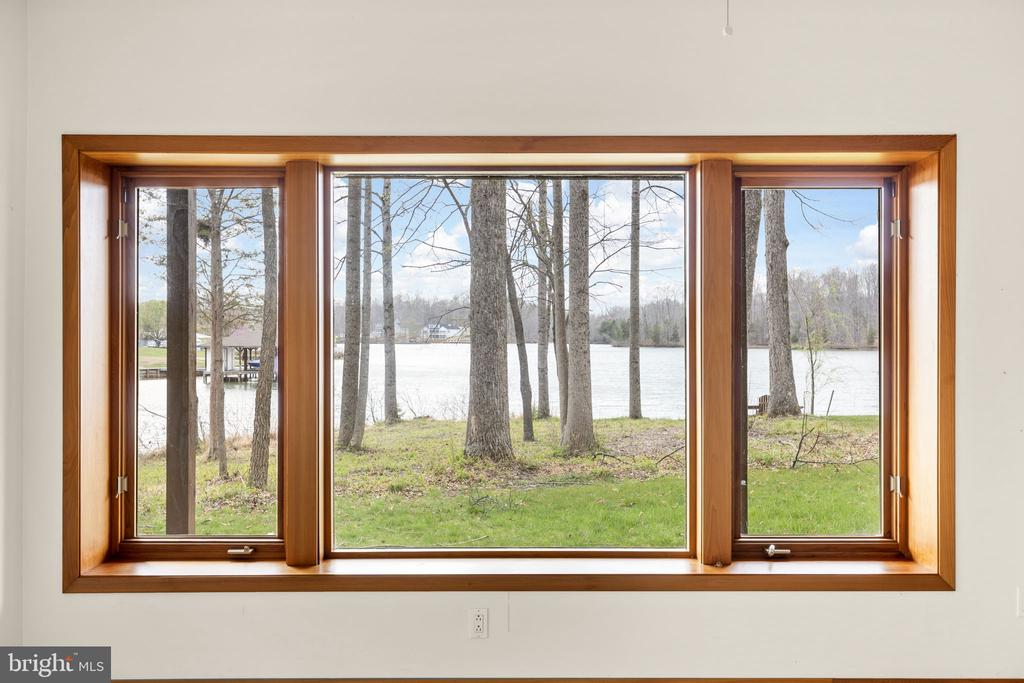 374 SORBIE LN, MINERAL, Virginia 23117, 6 Bedrooms Bedrooms, ,3 BathroomsBathrooms,Residential,374 SORBIE LN,VALA2009554 MLS # VALA2009554