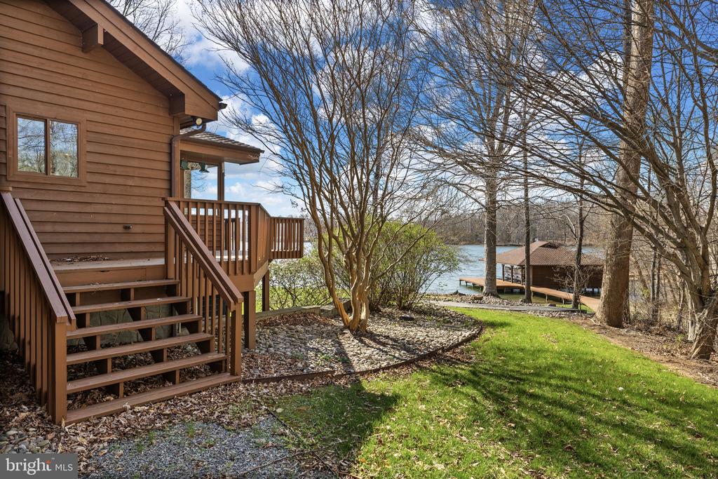 374 SORBIE LN, MINERAL, Virginia 23117, 6 Bedrooms Bedrooms, ,3 BathroomsBathrooms,Residential,374 SORBIE LN,VALA2009554 MLS # VALA2009554