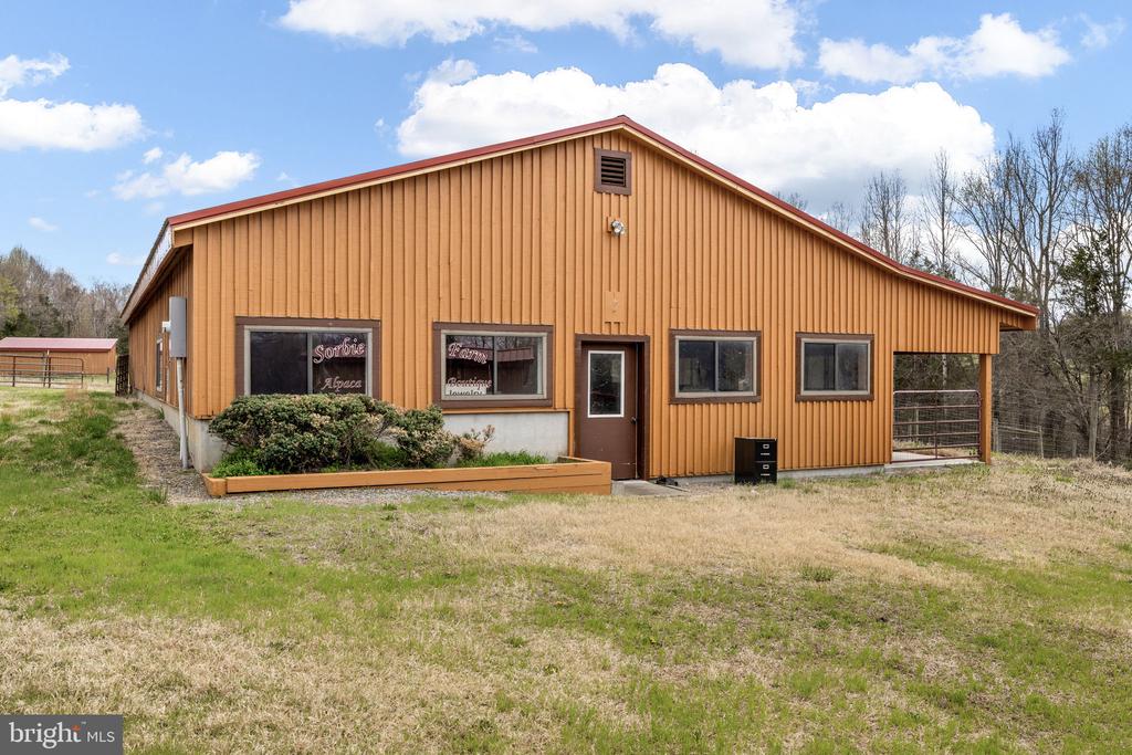 374 SORBIE LN, MINERAL, Virginia 23117, 6 Bedrooms Bedrooms, ,3 BathroomsBathrooms,Residential,374 SORBIE LN,VALA2009554 MLS # VALA2009554