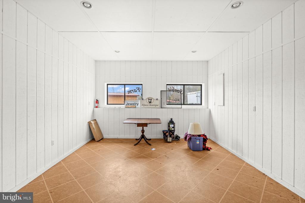 374 SORBIE LN, MINERAL, Virginia 23117, 6 Bedrooms Bedrooms, ,3 BathroomsBathrooms,Residential,374 SORBIE LN,VALA2009554 MLS # VALA2009554