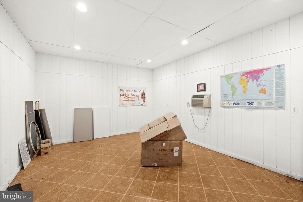 374 SORBIE LN, MINERAL, Virginia 23117, 6 Bedrooms Bedrooms, ,3 BathroomsBathrooms,Residential,374 SORBIE LN,VALA2009554 MLS # VALA2009554