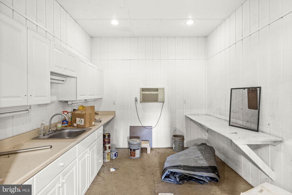 374 SORBIE LN, MINERAL, Virginia 23117, 6 Bedrooms Bedrooms, ,3 BathroomsBathrooms,Residential,374 SORBIE LN,VALA2009554 MLS # VALA2009554