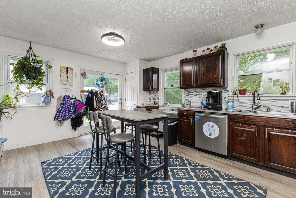 13517 SILVER HILL RD, SUMERDUCK, Virginia, 3 Bedrooms Bedrooms, ,3 BathroomsBathrooms,Residential,13517 SILVER HILL RD,VAFQ2021518 MLS # VAFQ2021518