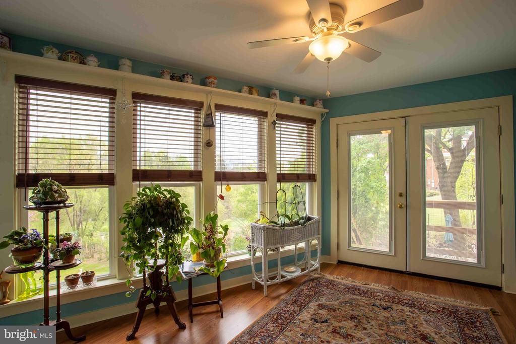 147 S COURT ST, LURAY, Virginia 22835, 4 Bedrooms Bedrooms, ,4 BathroomsBathrooms,Residential,147 S COURT ST,VAPA2006234 MLS # VAPA2006234
