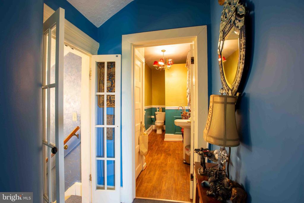 147 S COURT ST, LURAY, Virginia 22835, 4 Bedrooms Bedrooms, ,4 BathroomsBathrooms,Residential,147 S COURT ST,VAPA2006234 MLS # VAPA2006234