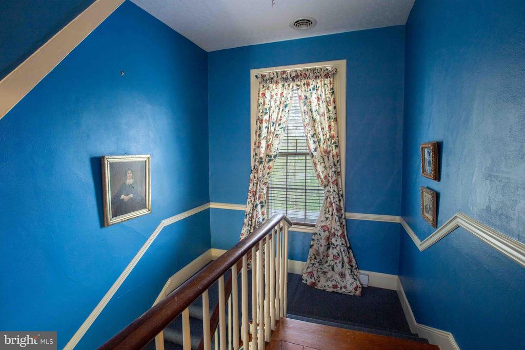 147 S COURT ST, LURAY, Virginia 22835, 4 Bedrooms Bedrooms, ,4 BathroomsBathrooms,Residential,147 S COURT ST,VAPA2006234 MLS # VAPA2006234