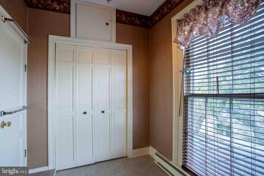 147 S COURT ST, LURAY, Virginia 22835, 4 Bedrooms Bedrooms, ,4 BathroomsBathrooms,Residential,147 S COURT ST,VAPA2006234 MLS # VAPA2006234