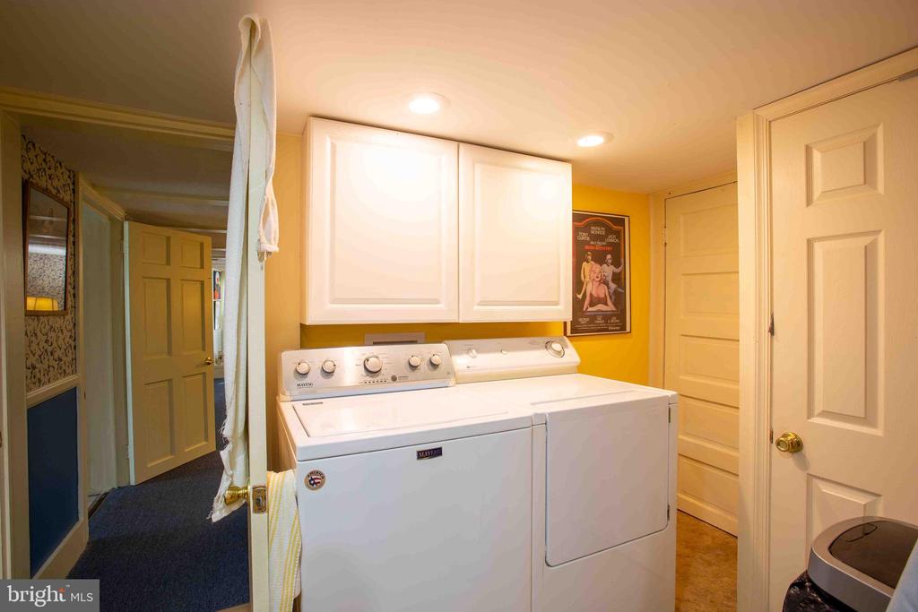 147 S COURT ST, LURAY, Virginia 22835, 4 Bedrooms Bedrooms, ,4 BathroomsBathrooms,Residential,147 S COURT ST,VAPA2006234 MLS # VAPA2006234
