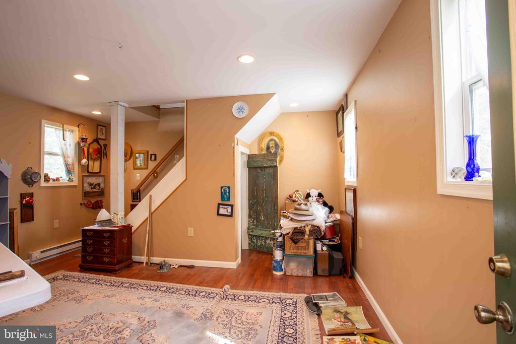147 S COURT ST, LURAY, Virginia 22835, 4 Bedrooms Bedrooms, ,4 BathroomsBathrooms,Residential,147 S COURT ST,VAPA2006234 MLS # VAPA2006234
