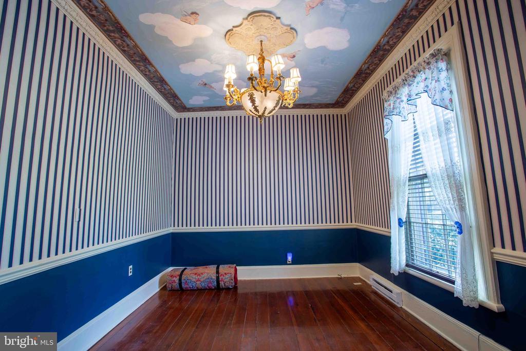 147 S COURT ST, LURAY, Virginia 22835, 4 Bedrooms Bedrooms, ,4 BathroomsBathrooms,Residential,147 S COURT ST,VAPA2006234 MLS # VAPA2006234