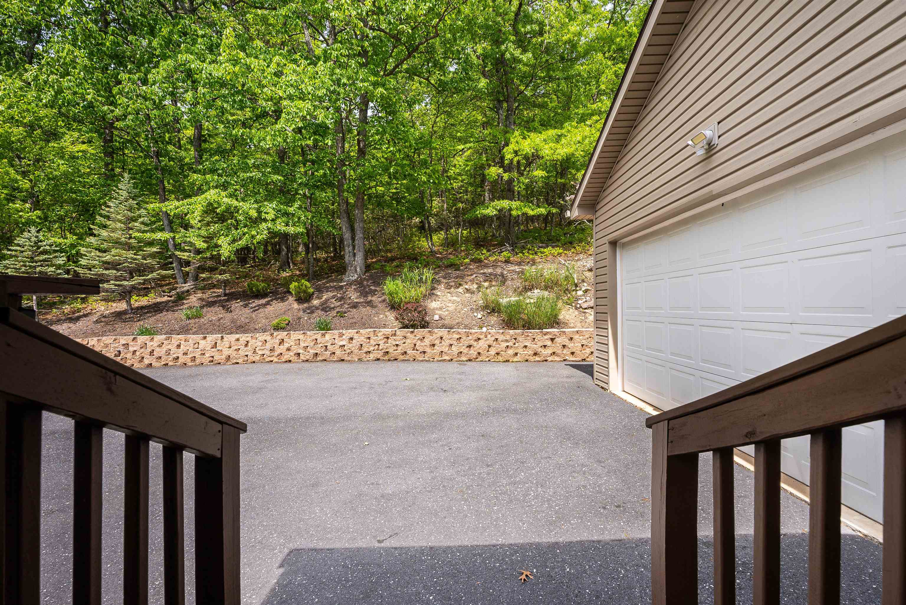 312 RAINIER RD, MCGAHEYSVILLE, Virginia 22840, 5 Bedrooms Bedrooms, ,4 BathroomsBathrooms,Residential,312 RAINIER RD,675586 MLS # 675586