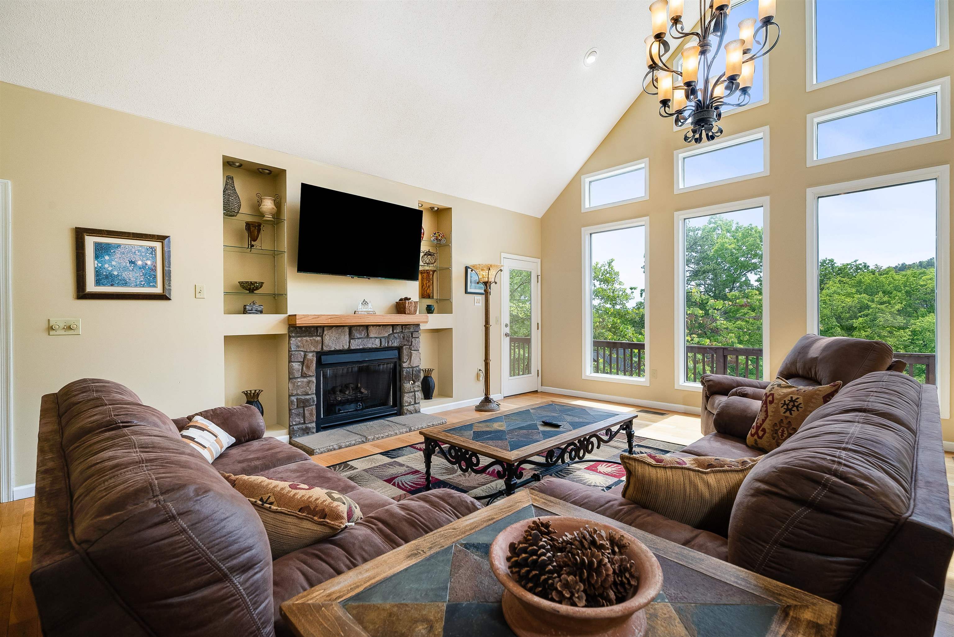 312 RAINIER RD, MCGAHEYSVILLE, Virginia 22840, 5 Bedrooms Bedrooms, ,4 BathroomsBathrooms,Residential,312 RAINIER RD,675586 MLS # 675586