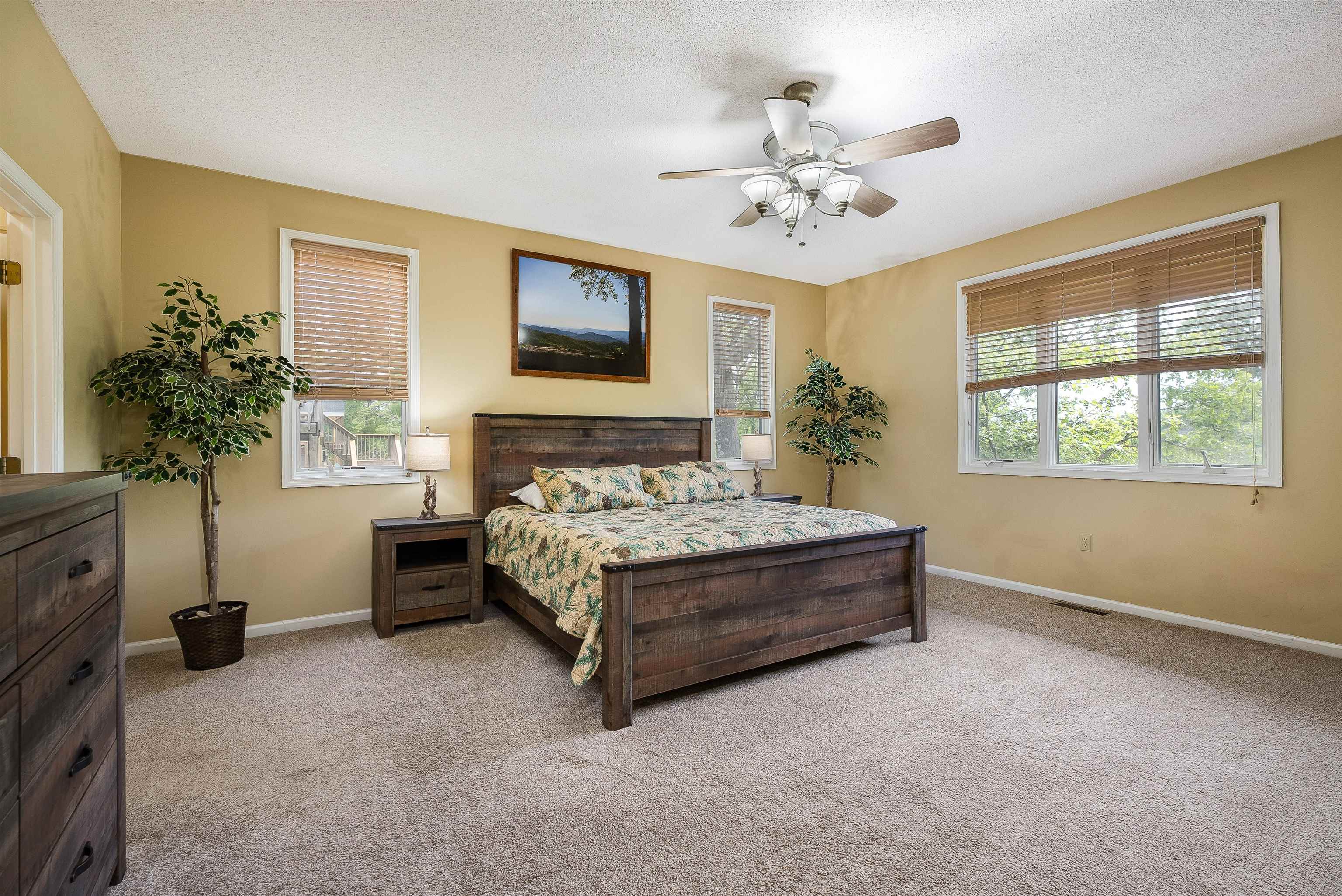 312 RAINIER RD, MCGAHEYSVILLE, Virginia 22840, 5 Bedrooms Bedrooms, ,4 BathroomsBathrooms,Residential,312 RAINIER RD,675586 MLS # 675586