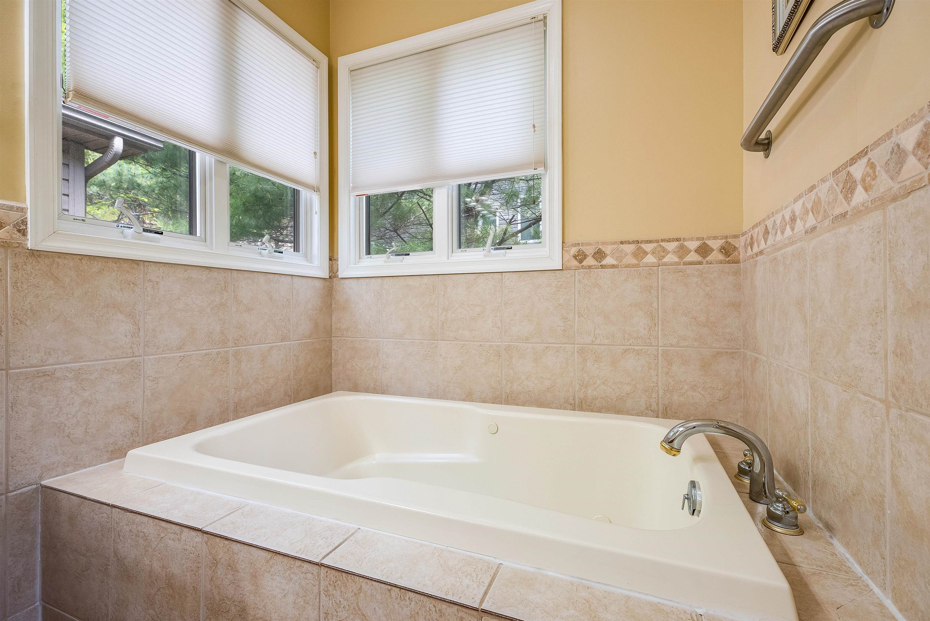 312 RAINIER RD, MCGAHEYSVILLE, Virginia 22840, 5 Bedrooms Bedrooms, ,4 BathroomsBathrooms,Residential,312 RAINIER RD,675586 MLS # 675586