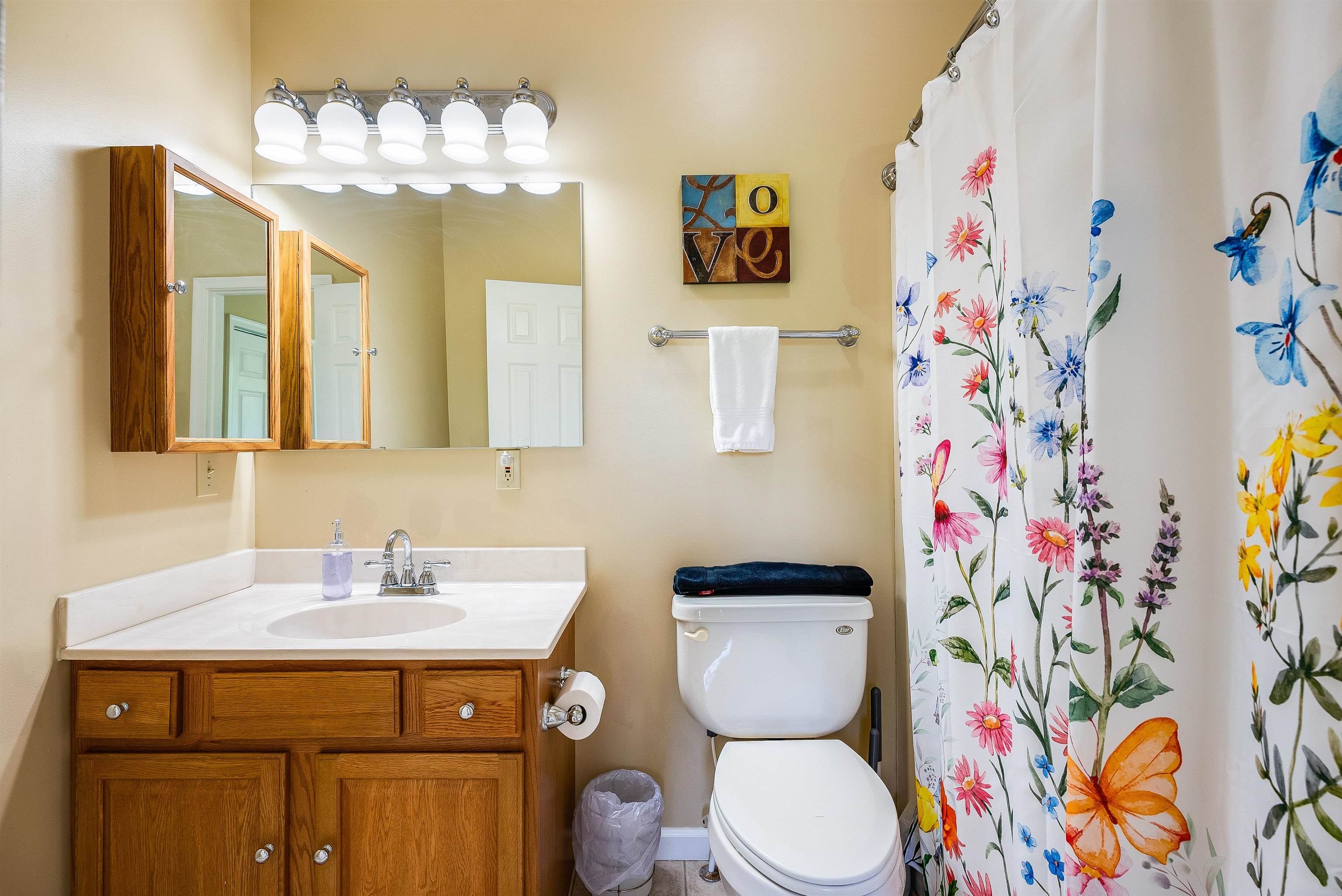 312 RAINIER RD, MCGAHEYSVILLE, Virginia 22840, 5 Bedrooms Bedrooms, ,4 BathroomsBathrooms,Residential,312 RAINIER RD,675586 MLS # 675586