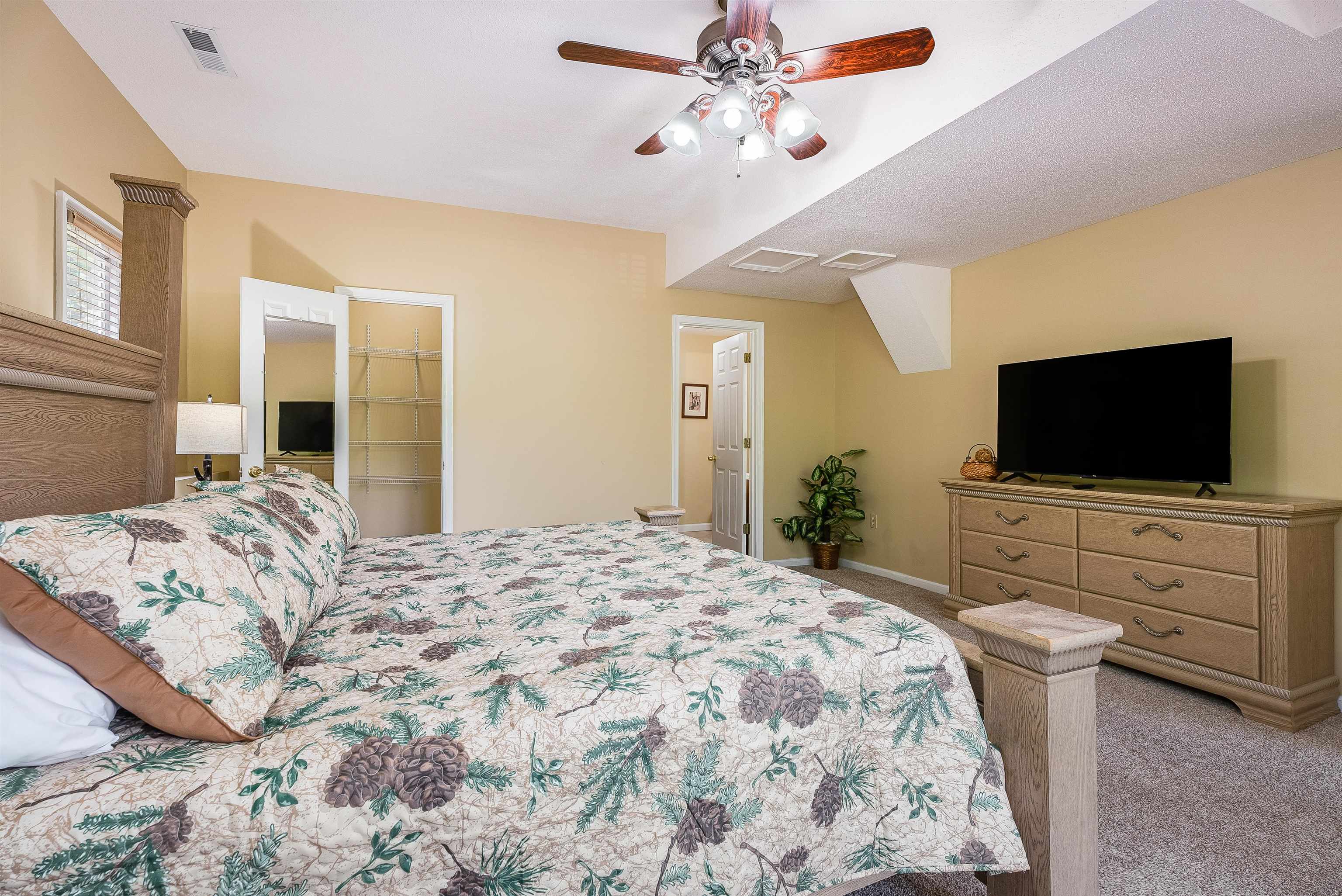 312 RAINIER RD, MCGAHEYSVILLE, Virginia 22840, 5 Bedrooms Bedrooms, ,4 BathroomsBathrooms,Residential,312 RAINIER RD,675586 MLS # 675586