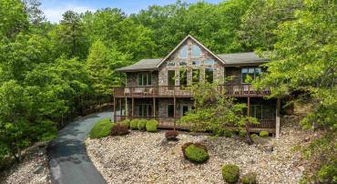 312 RAINIER RD, MCGAHEYSVILLE, Virginia 22840, 5 Bedrooms Bedrooms, ,4 BathroomsBathrooms,Residential,312 RAINIER RD,675586 MLS # 675586