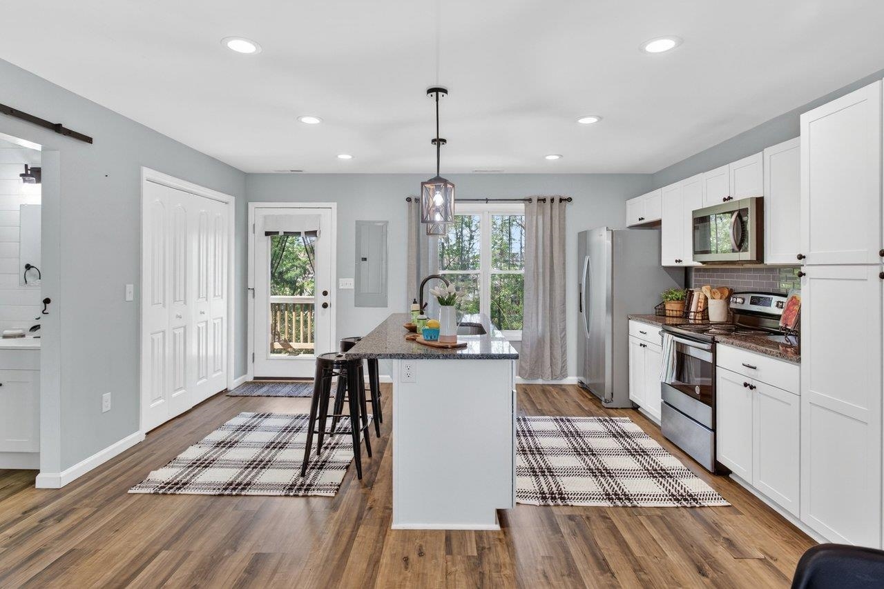 135 SWALLOW DR, ELKTON, Virginia 22827, 3 Bedrooms Bedrooms, ,2 BathroomsBathrooms,Residential,135 SWALLOW DR,675707 MLS # 675707