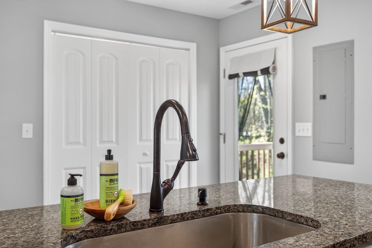 135 SWALLOW DR, ELKTON, Virginia 22827, 3 Bedrooms Bedrooms, ,2 BathroomsBathrooms,Residential,135 SWALLOW DR,675707 MLS # 675707