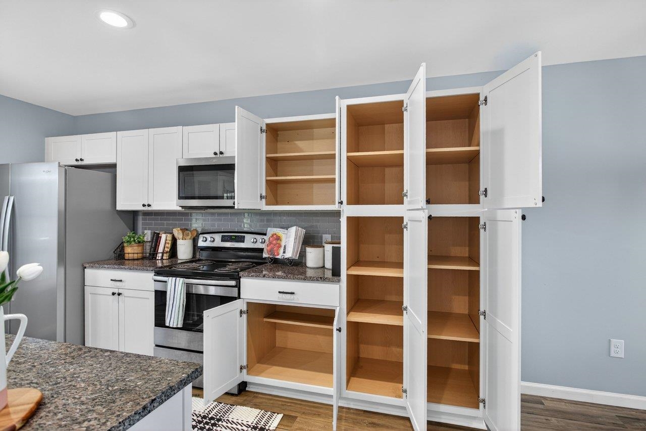 135 SWALLOW DR, ELKTON, Virginia 22827, 3 Bedrooms Bedrooms, ,2 BathroomsBathrooms,Residential,135 SWALLOW DR,675707 MLS # 675707