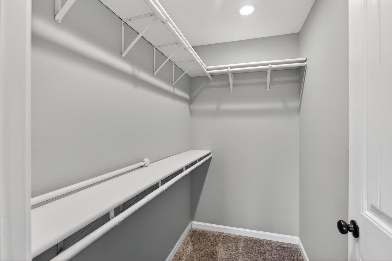 135 SWALLOW DR, ELKTON, Virginia 22827, 3 Bedrooms Bedrooms, ,2 BathroomsBathrooms,Residential,135 SWALLOW DR,675707 MLS # 675707