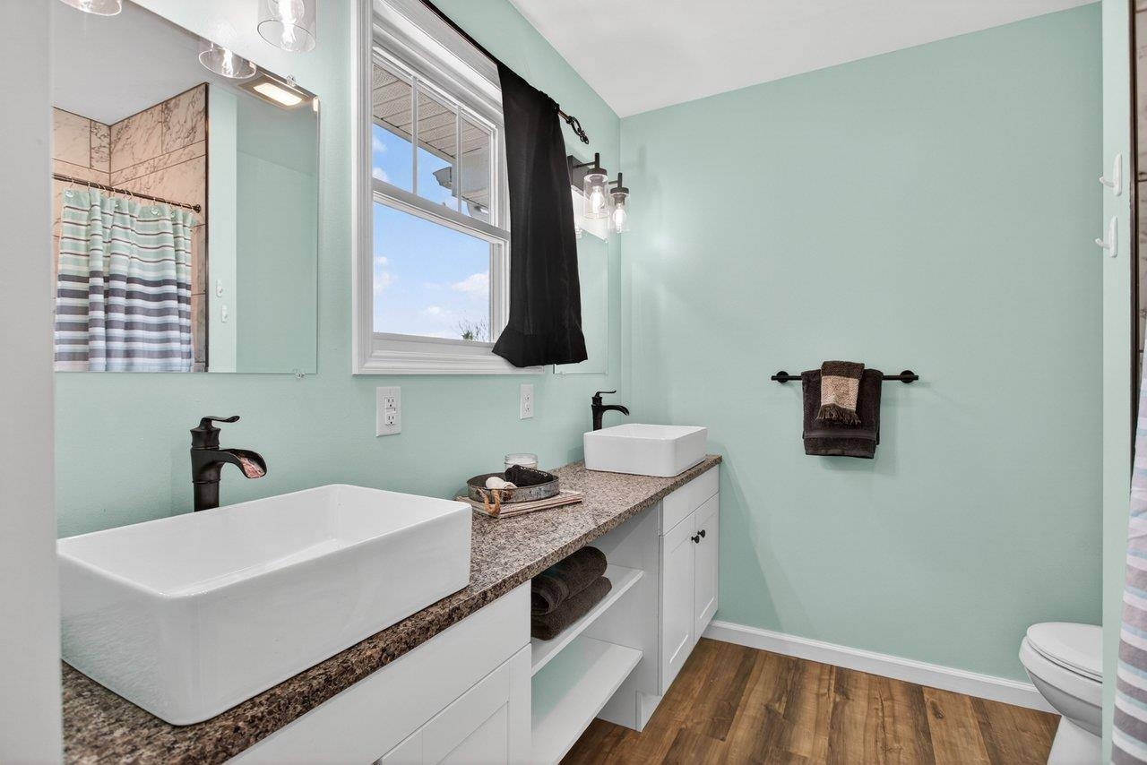 135 SWALLOW DR, ELKTON, Virginia 22827, 3 Bedrooms Bedrooms, ,2 BathroomsBathrooms,Residential,135 SWALLOW DR,675707 MLS # 675707