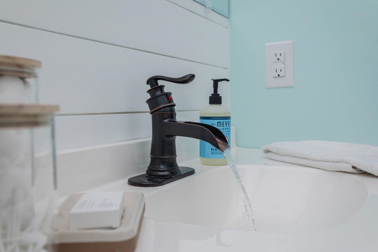 135 SWALLOW DR, ELKTON, Virginia 22827, 3 Bedrooms Bedrooms, ,2 BathroomsBathrooms,Residential,135 SWALLOW DR,675707 MLS # 675707