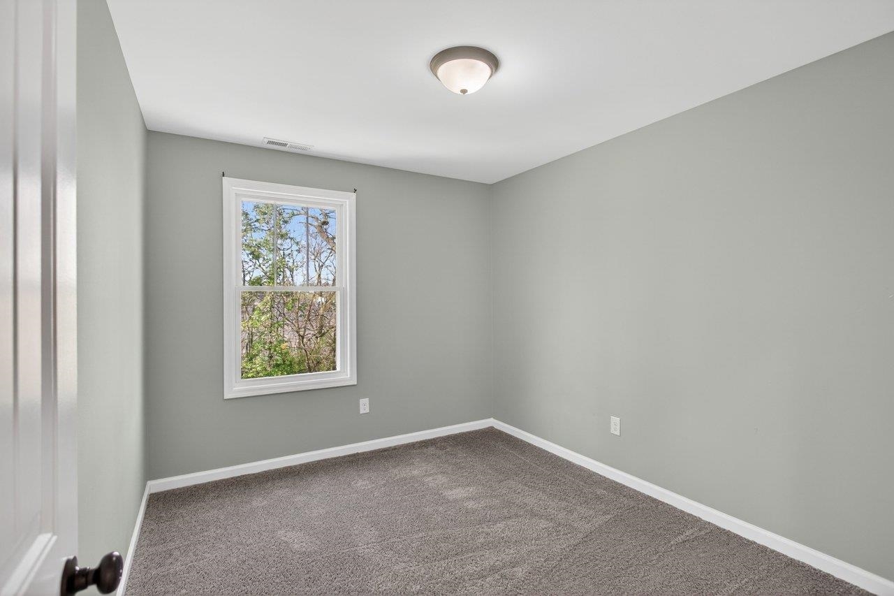 135 SWALLOW DR, ELKTON, Virginia 22827, 3 Bedrooms Bedrooms, ,2 BathroomsBathrooms,Residential,135 SWALLOW DR,675707 MLS # 675707