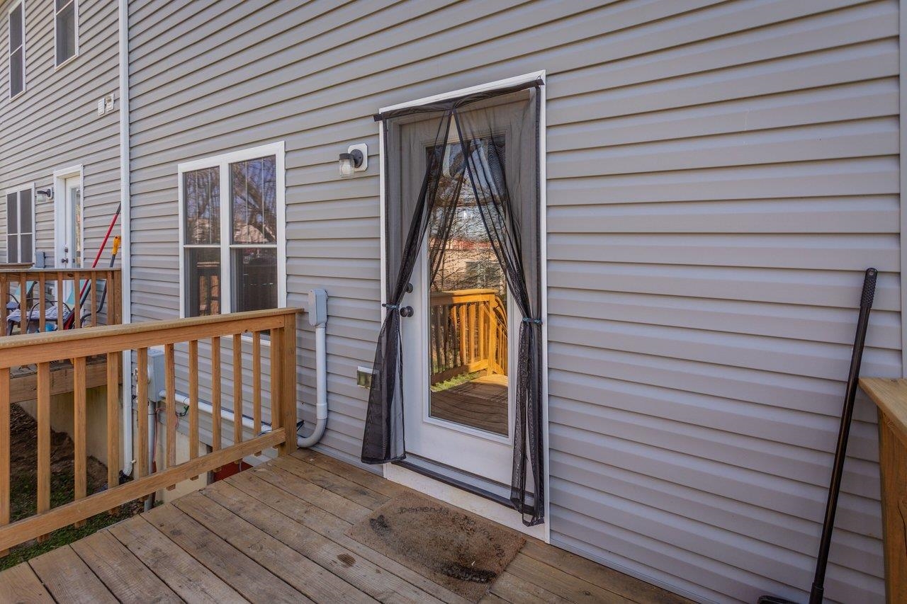 135 SWALLOW DR, ELKTON, Virginia 22827, 3 Bedrooms Bedrooms, ,2 BathroomsBathrooms,Residential,135 SWALLOW DR,675707 MLS # 675707