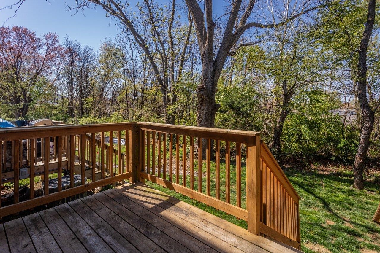 135 SWALLOW DR, ELKTON, Virginia 22827, 3 Bedrooms Bedrooms, ,2 BathroomsBathrooms,Residential,135 SWALLOW DR,675707 MLS # 675707